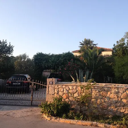 Agava Guest house